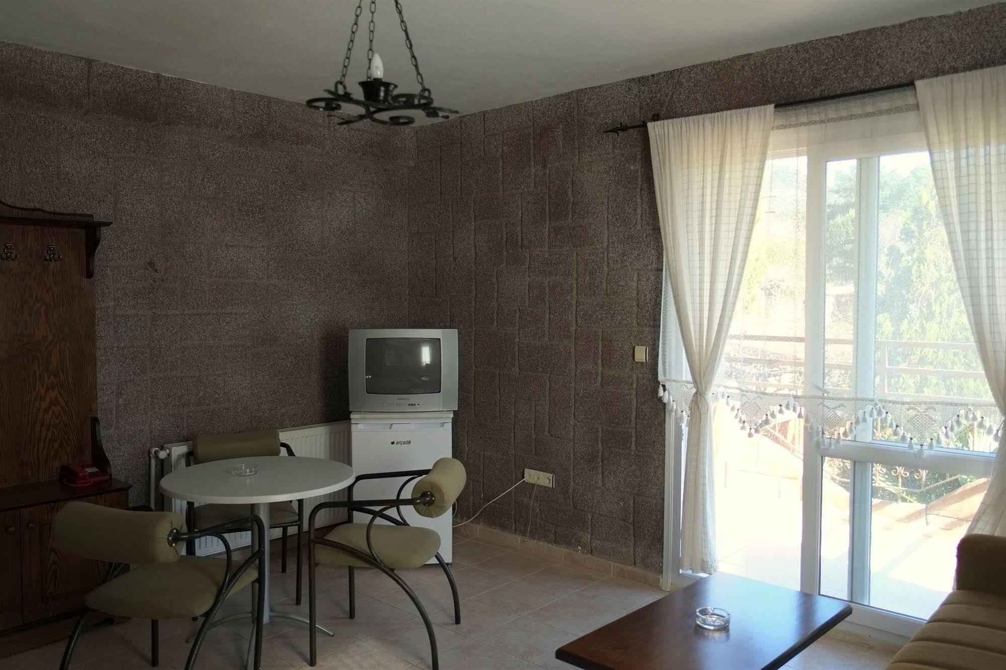 Babylon Gardens Apart Suite Menderes Exterior foto