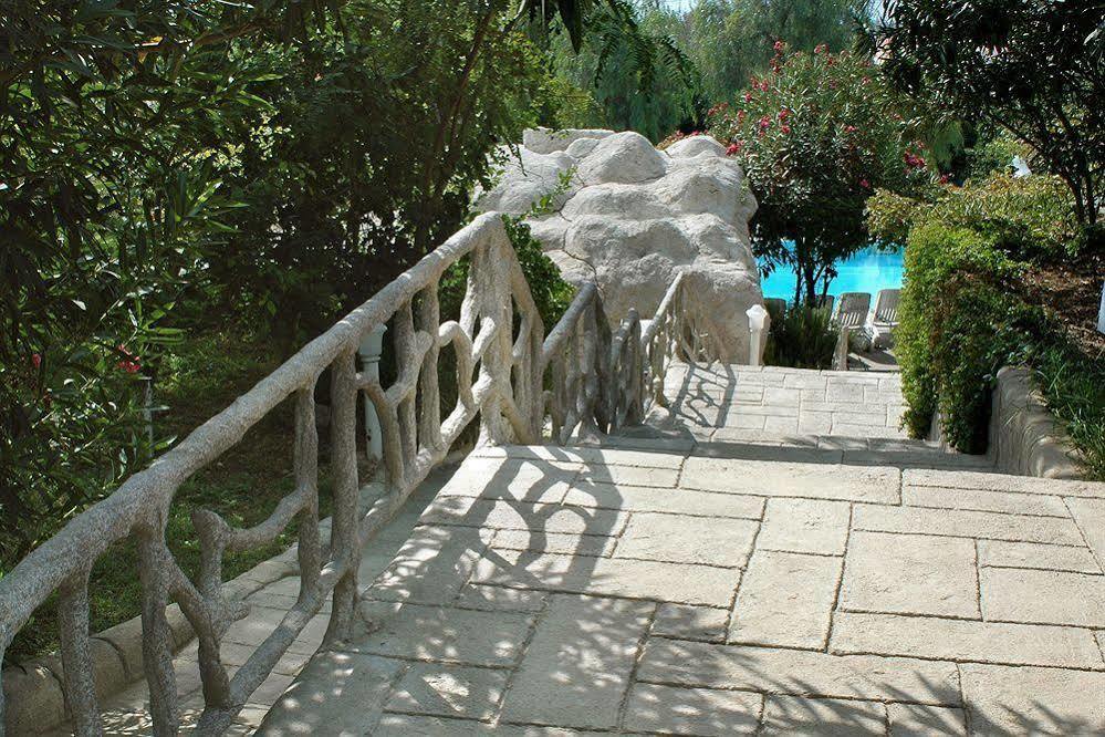 Babylon Gardens Apart Suite Menderes Exterior foto